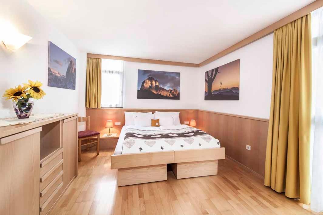 Residence Villa Al Sole Selva di Val Gardena Bagian luar foto